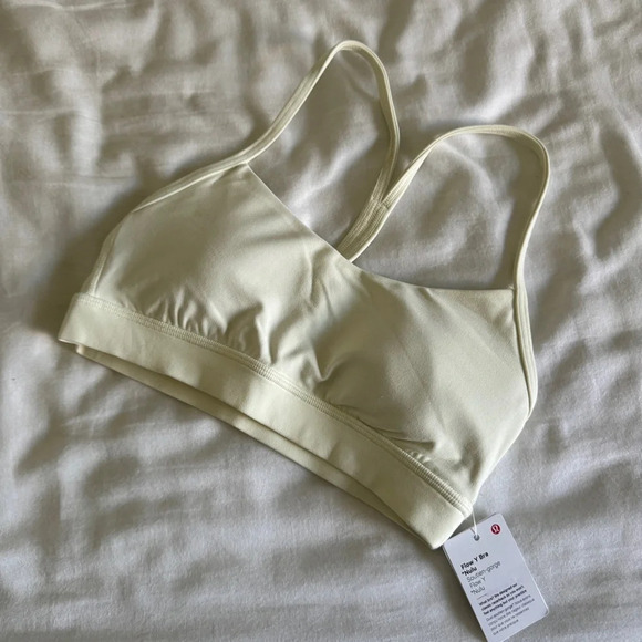 🆕🤍 Lululemon Flow Y Nulu Bra A-C Cups Lemon Sorbet - Picture 1 of 10